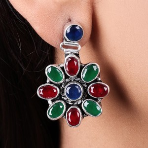 ต่างหูห้อยลายดอกไม้แบบโบฮีเมียนเงินออกซิไดซ์อัญมณีหลายเม็ดต่างหูทองเหลืองรูปดอกไม้สำหรับผู้หญิง - Product Image 5