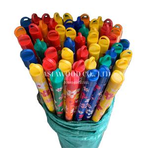 Escoba de madera de eucalipto recubierta de PVC de 120 cm, diseño de flor de panda, ecológica, impermeable, 2 en 1, recogedor ligero y portátil - Product Image 1