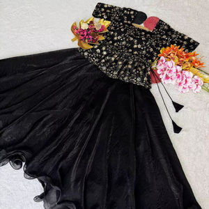 Salwar Kameez Patiyala en soie tendance style Bollywood pour femme, avec broderie en Georgette, séchage rapide, toutes saisons, idéal pour les fêtes - Product Image 5