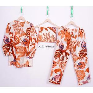 Conjunto de Pijama de Lujo Hecho a Mano 100% Algodón con Estampado Floral para Mujer, Manga Tres Cuartos, Cuello en V, Largo Completo, Cintura Elástica, Suave - Product Image 5