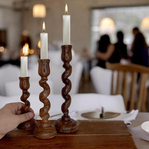 Juego de 3 Portavelas de Madera con Diseño Trenzado para Decoración del Hogar - Product Image 4