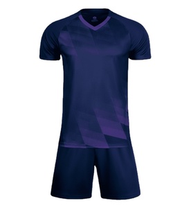 ชุดฟุตบอลผู้ใหญ่แบบยูนิเซ็กซ์รุ่นใหม่ขายดี ผ้าฝ้าย 100% ระบายอากาศได้ดี เหมาะสำหรับฤดูร้อน - Product Image 6