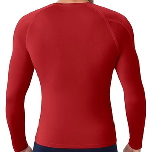 เสื้อยืดแรชการ์ดแขนสั้นสำหรับผู้ชาย ระบายอากาศได้ดี แห้งเร็ว ป้องกันรังสียูวี ผลิตจากโพลีเอสเตอร์ 85% เป็นมิตรต่อสิ่งแวดล้อม - Product Image 5