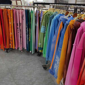 Ensemble de survêtement unisexe personnalisé en coton épais délavé style vintage, avec sweat à capuche et pantalon de jogging, broderie logo - Product Image 4