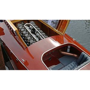 Hacker Craft Evangeline Special 33 Foot Runabout 1924 Bateau à moteur en bois classique construit sur mesure pour le sport et les loisirs - Product Image 6