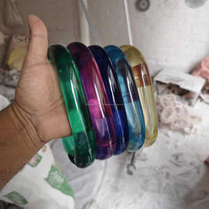 Producto más vendido: Cadena de eslabones de resina ecológica personalizada, decoración tradicional para colgar en la pared, hecha a mano por MUAWIYAH HANDICRAFT - Product Image 4