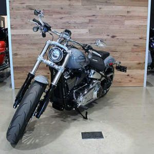 Venta Premium de Motocicletas Cruiser FXBR Breakout 2026 - Product Image 1