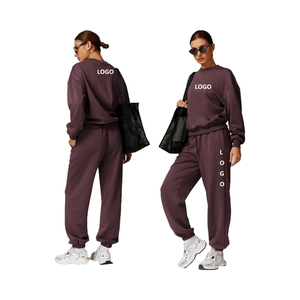 Ensemble de survêtement deux pièces personnalisé avec logo, en molleton de soie, sweat-shirt à capuche imprimé en relief, style sport d'hiver - Product Image 1