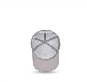 ราคาขายส่ง หมวกแก๊ปตาข่าย 5 ช่อง สีเทาล้วน ปรับขนาดได้ หมวกเบสบอลสไตล์มินิมอลลำลอง รับสกรีนโลโก้ - Product Image 6