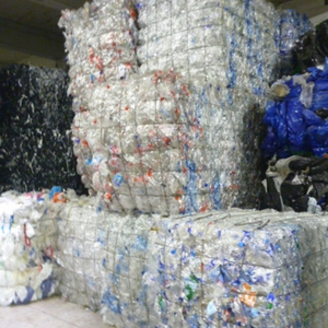 Bales de bouteilles PET recyclées après consommation, plastique propre recyclable pour la production industrielle de qualité moulage par injection - Product Image 1