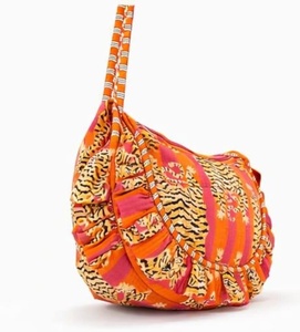 Bolso Bandolera Acolchado de Algodón Hecho a Mano con Estampado de Tigre y Volantes Vintage de Jaif Textiles, Bolso de Hombro Colorido con Diseño de Tigre, Moda Indie - Product Image 3