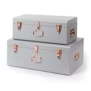 Baúl metálico de dos tonos, azul y rojo, caja de almacenamiento de acero de doble color, baúl decorativo vintage, maleta retro, caja de lata para almacenamiento - Product Image 4