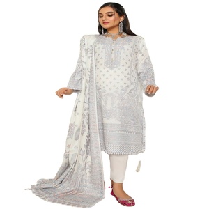 Bin Hameed Colección original Alta calidad 3 piezas Lana de melocotón Bordado pesado Descoser Trajes modernos étnicos Marca India - Product Image 1