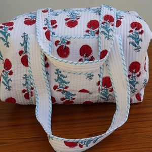 Quilted Cotton Duffel <b>Bag</b> Red Floral Pattern Weekender Travel Shoulder <b>Bag</b> <b>Large</b> Capacity Vintage Style - Product Image 4