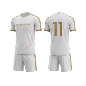 Ensemble Maillot et Short de Football Personnalisé pour Jeunes – Tenue Sportive à Séchage Rapide pour Entraînement et Tournoi – Commande en Gros - Product Image 1