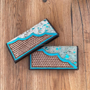 เคสโทรศัพท์หนังคลัทช์มือสไตล์ตะวันตกแกะสลักมือมีสไตล์กระเป๋าสตางค์หนังวัวขนสัตว์สีเทอร์ควอยซ์สำหรับการใช้งานที่หลากหลาย - Product Image 3