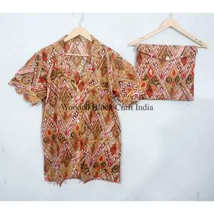 Ensembles de pyjamas courts d'été élégants et confortables pour femmes et adolescentes, en coton respirant, coupe décontractée tendance, designs et logos personnalisables - Product Image 2