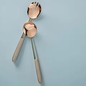 Ensemble de service à salade moderne pour l'hôtellerie, cuillère et fourchette élégantes en métal pour restaurants - Product Image 2