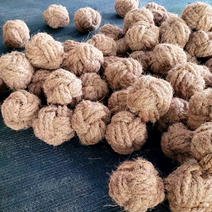 Bolas de Fibra de Coco Hechas a Mano para Gatos – Solución Ecológica para Mascotas - Product Image 6