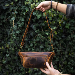 Service OEM Nouvelle Arrivée Sacs Banane en Cuir Véritable pour Hommes, Style Vintage, Meilleures Ventes - Product Image 3