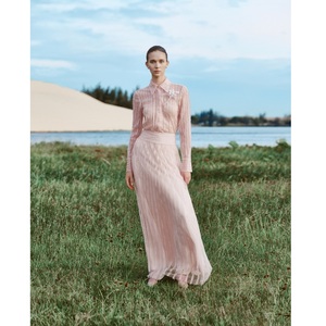 Nouvelle Tendance 2026 Blouses et Chemises pour Femmes BLUSE À RAYURES SERPENTINES Manches Longues Tissu CUPRO Col Pointu Hauts et Blouses pour Femmes - Product Image 4