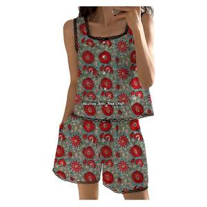 Conjunto de pijama de algodón para mujer con estampado floral a mano, camisón con encaje y pantalones cortos, ideal para primavera/verano, sin mangas, con estampado de bloques. - Product Image 2