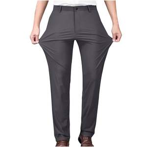 Pantalones deportivos plisados de golf para hombre en gris carbón y negro con tela elástica en cuatro direcciones que absorbe el sudor. - Product Image 4