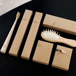 Nouvel ensemble de brosses à dents et de dentifrice jetables en papier kraft facile à déchirer pour hôtel, <span class=keywords><strong>kit</strong></span> de salle de bain avec peigne en bois, rasoir et articles de toilette - Product Image 1