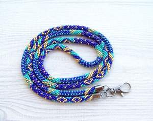 Lanière perlée faite main style bohème, porte-clés coloré et porte-badge pour le travail à prix abordable - Product Image 3