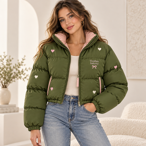 Chaqueta acolchada verde oliva para mujer, cuello alto, mangas abullonadas, aplique de corazón, corta, gruesa, para invierno, precio económico, OEM - Product Image 4