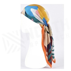 Women's Silk Scarf <b>Leaf</b> Print Elegant Multi-Functional Fashion Accessory All Seasons Short Length - Product Image 3