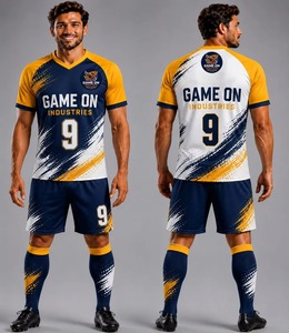 Conjunto de Camiseta de Fútbol Personalizada Vintage Unisex con Impresión por Transferencia de Calor, Diseño de Logotipo Gratuito, Impermeable, Ecológica, 100% Fútbol - Product Image 1