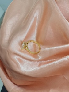 Anillo de Joyería Fina de Moda con Diamante Sintético CVD HPHT Ovalado de 7*12mm y 2ct, Corte Catedral, Oro Amarillo de 14kt, para Compromiso y Boda - Product Image 3