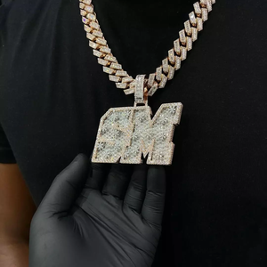 Joyería VVS con Diamantes Moissanite Baguette Brillantes, Letra Personalizada, Plata 925 Maciza, Chapado en Oro Rosa - Product Image 2