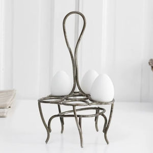 Support à œufs élégant en fer pour la décoration moderne de la cuisine, organisation du comptoir tout en protégeant les œufs frais des dommages - Product Image 1