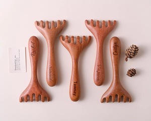 Masseur facial Gua Sha en bois rustique écologique avec artisanat en bois d'acacia massif pour la relaxation musculaire - Cadeau du Nouvel An - Product Image 3