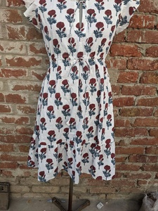 Robe en gaze de coton imprimée à la main, style bohème, dos nu, courte, pour l'été, 100% coton indien, imprimé floral, longue robe maxi pour femme - Product Image 4