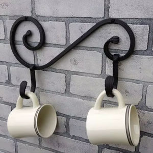 Porte-gobelets en fer de qualité supérieure offrant une construction métallique robuste pour un rangement sûr des tasses et des mugs - Product Image 1
