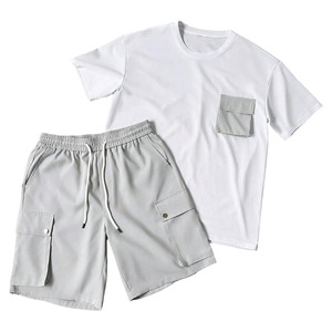 Conjuntos Casuales para Hombre, Conjunto Deportivo de 2 Piezas, Camisetas de Manga Corta con Cuello Redondo y Pantalones Cortos Cargo - Product Image 1