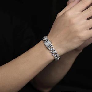 Pulsera de Diamantes Geométricos de Lujo, Plata 925 con Engaste Pavé, Diseño de Cadena para Uso Diario Unisex - Product Image 2