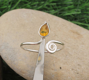 Anillo de Boda Minimalista de Citrino Natural, Plata de Ley 925, Corte Redondo Clásico y Simple, Banda Delgada Apilable para Mujer - Product Image 2