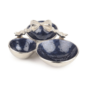 Elegante plato de tres compartimentos con diseño de perlas azules y asa plateada para decoración del hogar y servicio. - Product Image 2