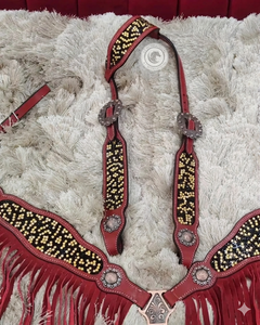 Pechera de cuero para caballo, estilo western, con cristales, flecos, conchos y cuentas, conjunto de arnés con correa ajustable y halter para montar. - Product Image 1