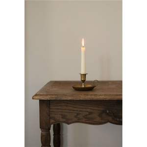 Support de bougie portable de luxe en laiton avec anse, base en métal doré pour bougies coniques, fournitures hôtelières et décoration d'église - Product Image 2