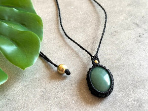 สร้อยคอหินอะเวนทูรีนทำมือ พร้อมจี้หินสีเขียว เชือกสีดำปรับได้ สไตล์โบโฮ เครื่องประดับแฮนด์เมดสำหรับผู้หญิง - Product Image 5