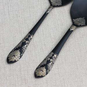 ชุดช้อนส้อมสแตนเลส Royal Saz Enterprises 29 ชิ้น เคลือบสีฝุ่น ดีไซน์สลักลายหรูหรา คอลเลคชั่นทันสมัย - Product Image 3