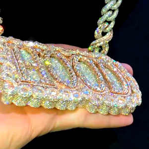 Pendentif et breloque unisexe personnalisés en argent sterling de haute qualité, sertis de moissanite taille émeraude, style hip-hop, bijoux fins - Product Image 3