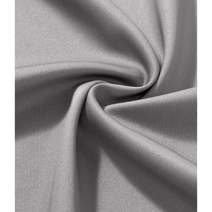 Chemise habillée élégante à coupe ajustée pour homme – Tissu doux et respirant pour le bureau, les réunions d'affaires, les mariages et les occasions spéciales - Product Image 5