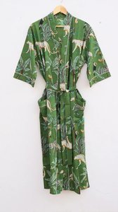 ชุดกิโมโนผ้าฝ้ายพิมพ์ลายดอกแบบดั้งเดิมสำหรับผู้หญิง ออกแบบมาเพื่อเป็นชุดนอนสบายๆ และชุดคลุมลำลองที่มีสไตล์ - Product Image 2