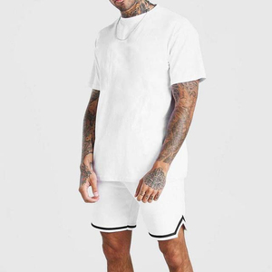 Ensemble T-shirt et short deux pièces pour homme en jersey de coton respirant de qualité supérieure, coupe ajustée, idéal pour l'entraînement sportif estival - Product Image 2